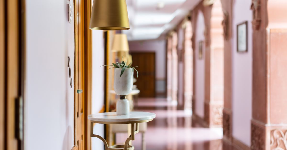 Guide to salon booking apps setup
